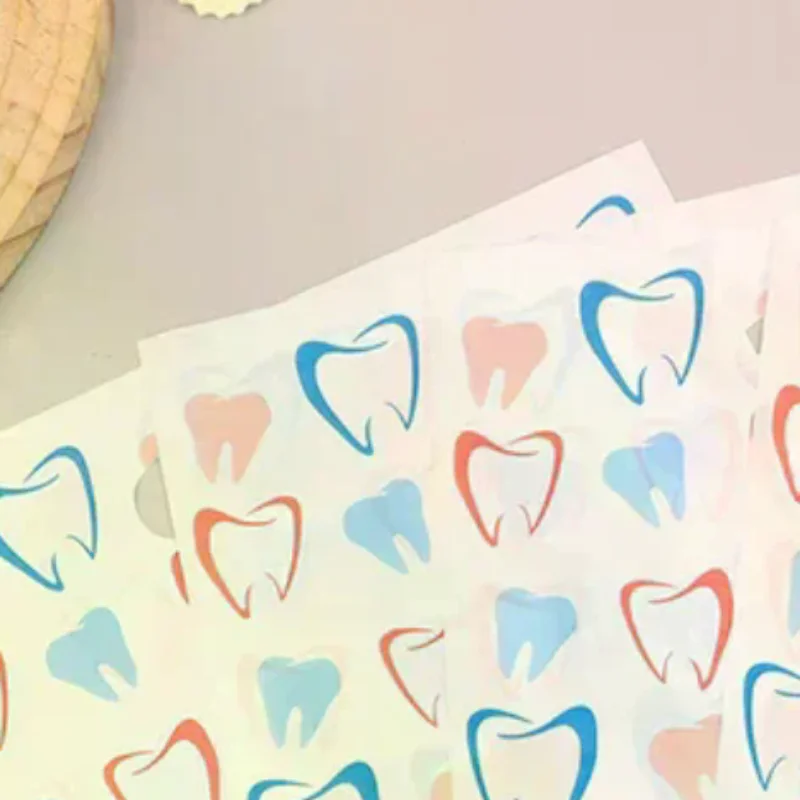 30/50Pcs Plastic Dental Goods Bags, Portable Patient Gift Bags for Dentists Clinics and Hygienists