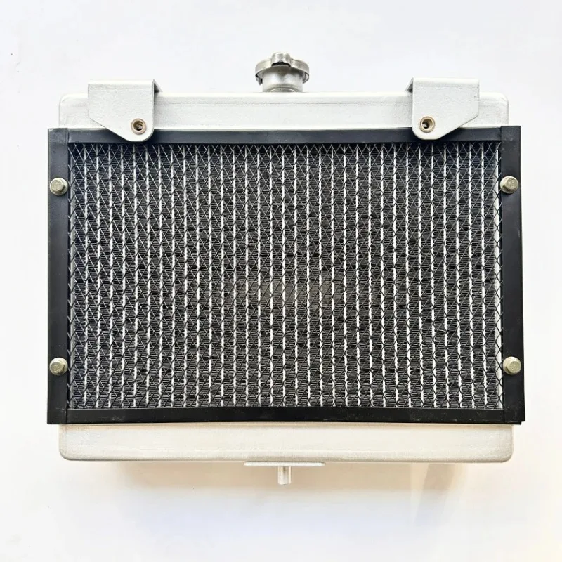 

Radiator Water Tank For CF MOTOR ATV X5 CF500 CFORCE 520 550 CF625 600 X6 Quad GOES500 500cc 9010-180100-1000