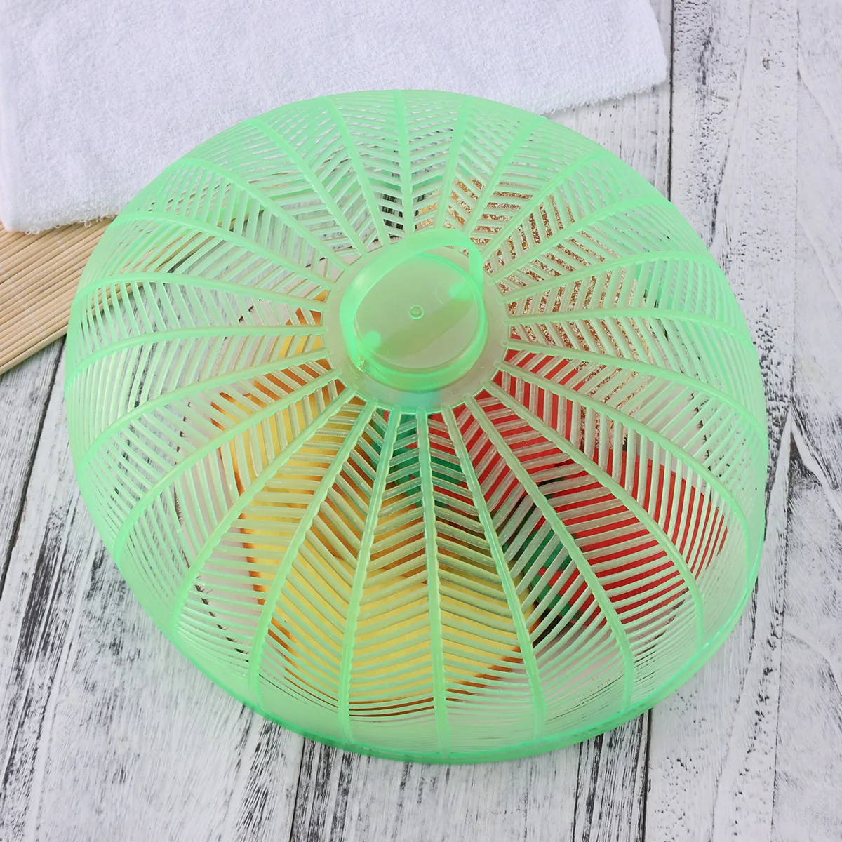 

Большой пластиковый зонтик в форме пищевой крышки, зеленый стол, палатка для кухни, пикника, барбекю, вечеринки, крышка для еды Fly