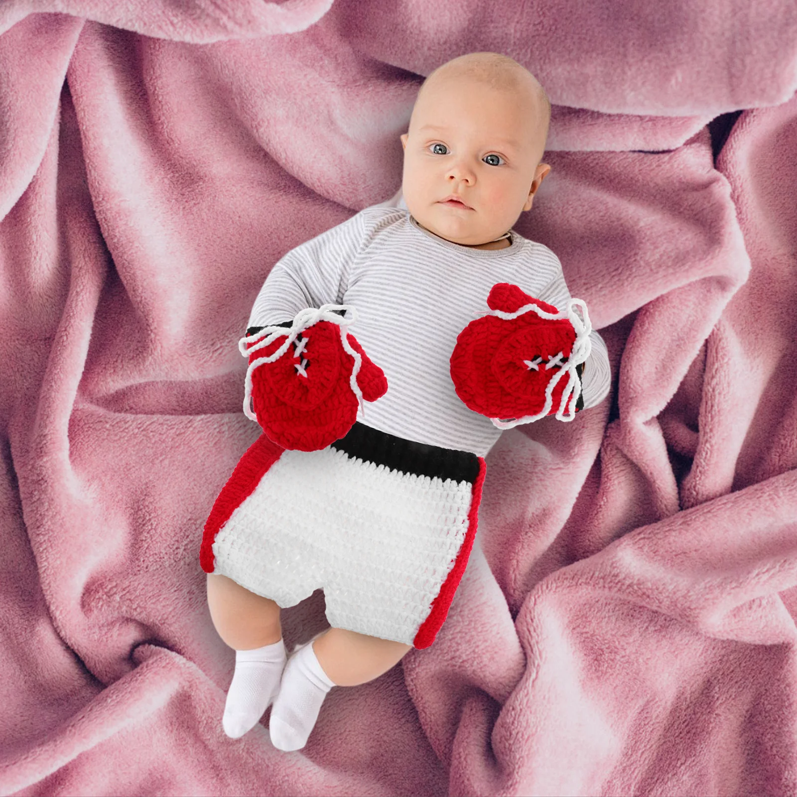 

1Set Newborn Boxing Outfit Baby Photo Shoot Costume Infant Knitted Clothes Adorable Player Design for Professional and Family