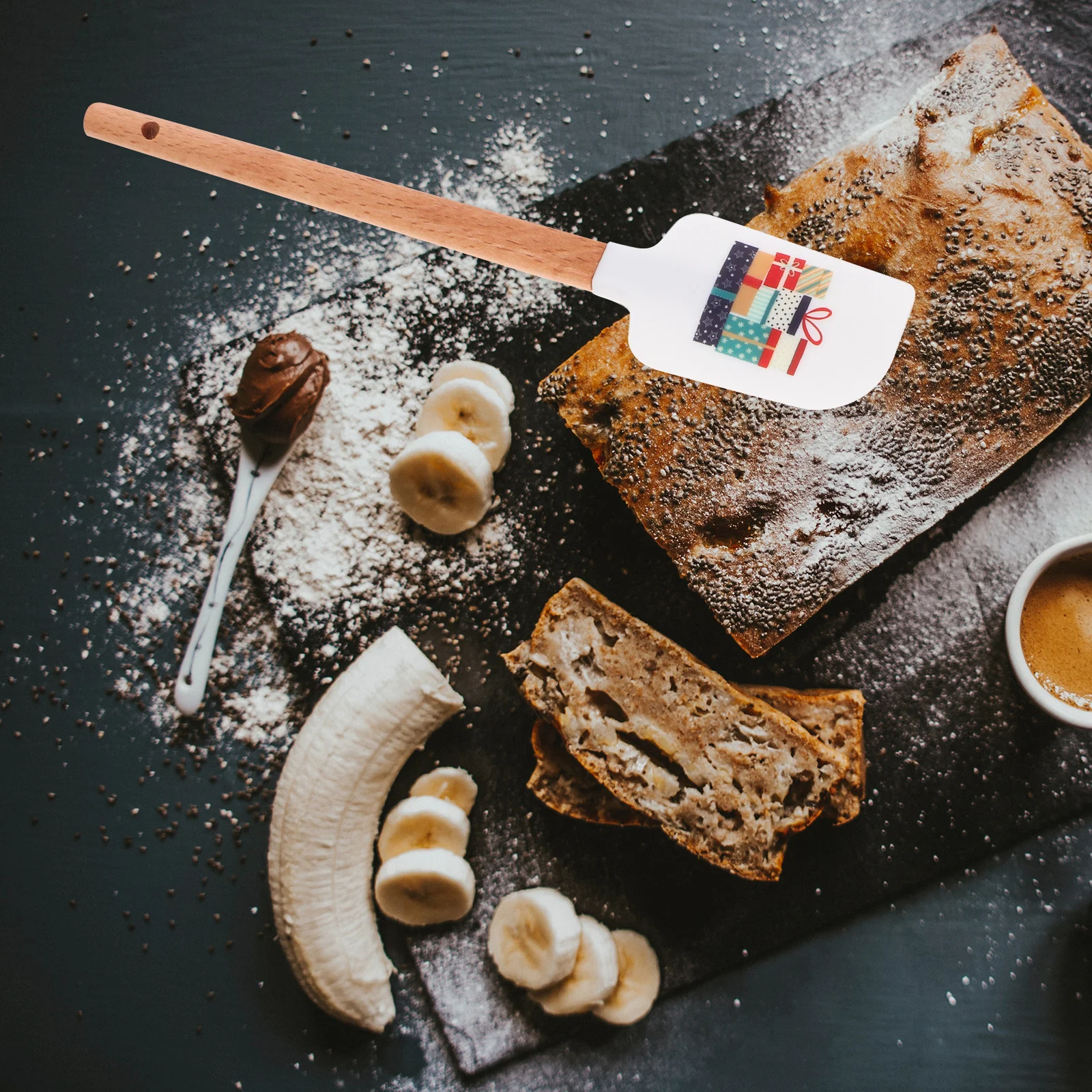 

3Pcs Silicone Cake Spatulas Wooden Handle Xmas Cake Scrapers Christmas Theme Baking Pastry Supplies Tools Small Spatula