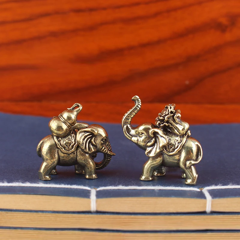 1PCS Lucky Elephant Small Ornaments Brass Blessing Elephants Miniature Figurines Antique Animal Statue Craft Decor