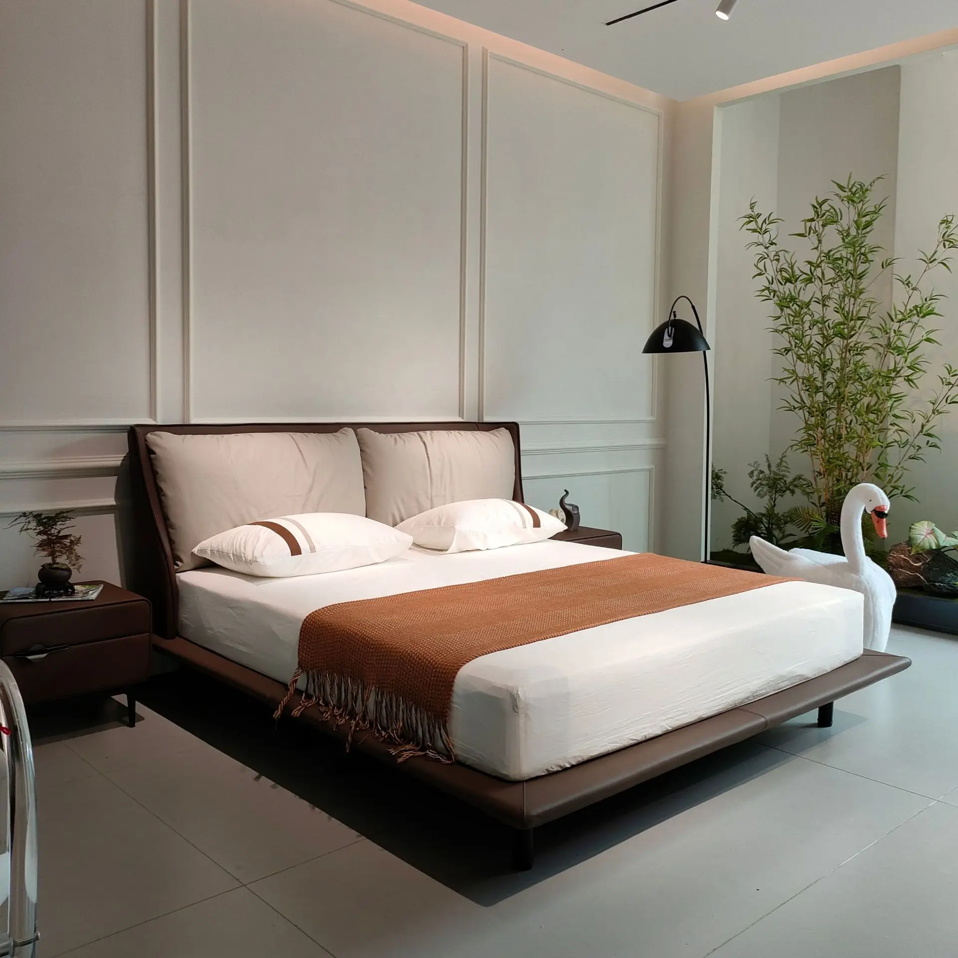سرير جلدي إيطالي بسيط بطول 1.8 متر، سرير زواج لغرفة النوم الرئيسية، حقيبة ناعمة، مسند ظهر خفيف فاخر، مشاهير الإنترنت، راقي #2