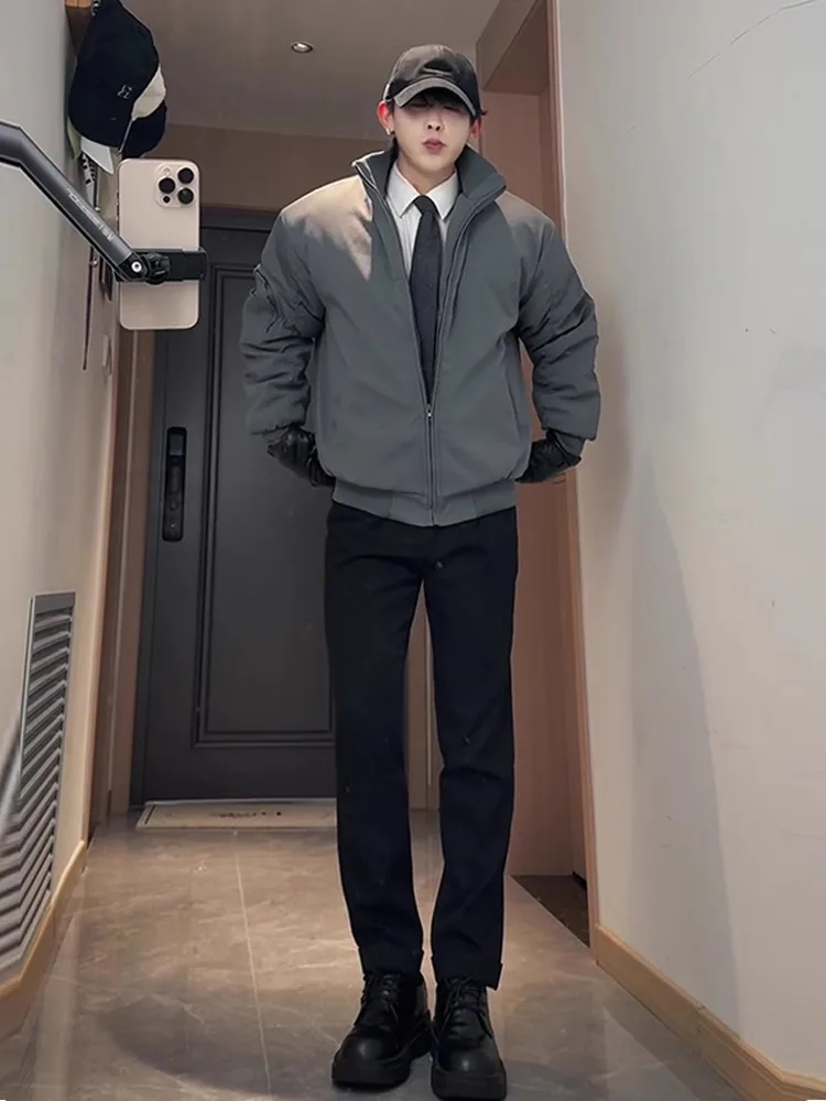 بنطلون جينز أسود مبطن بالصوف، تصميم نحيف بخصر مرتفع، ساق مستقيمة ومستدقة، مزيج من القطن والبوليستر بأسلوب شبابي عصري