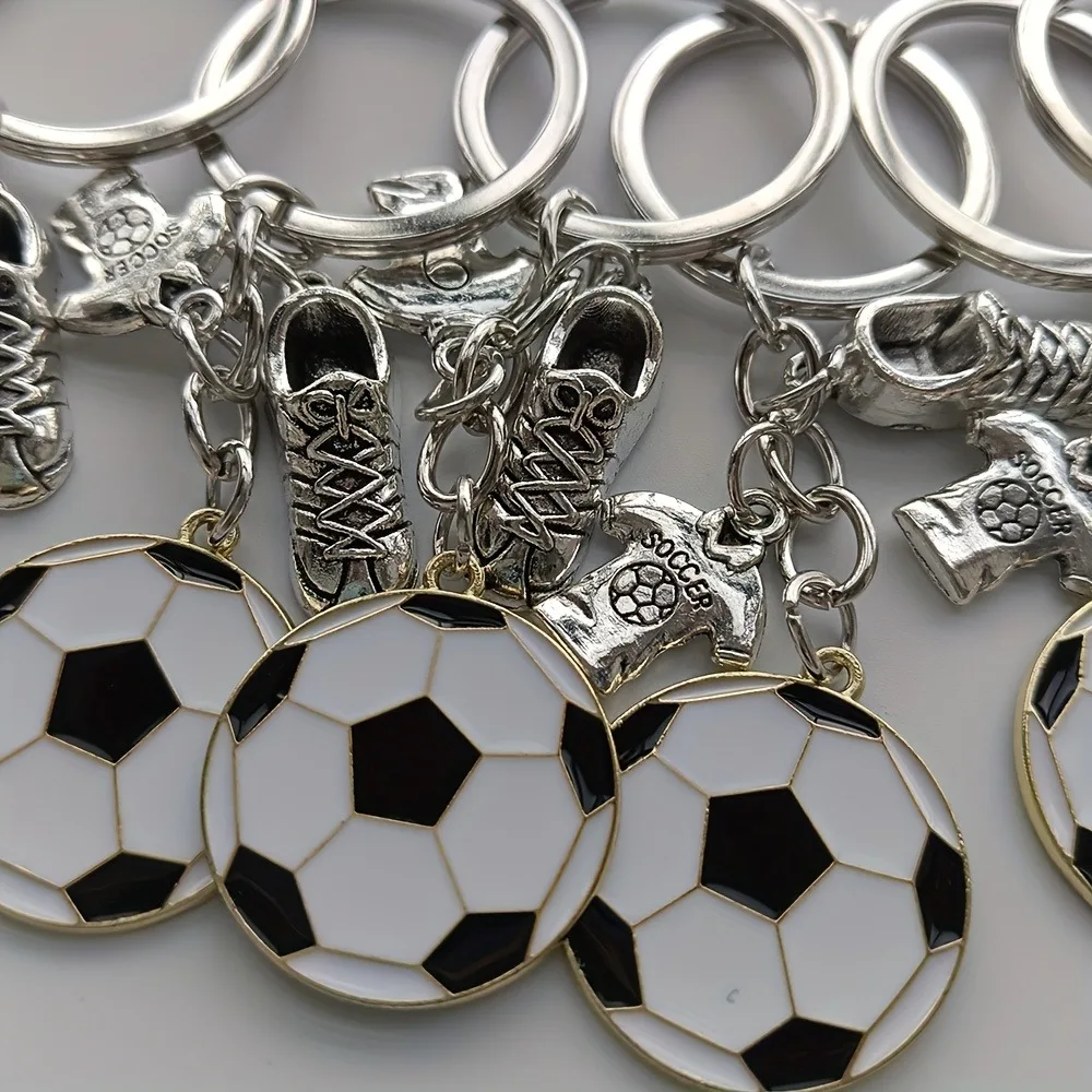 6/12 Stück Fußball-Schlüsselanhänger aus Zinklegierung Fußballschuhe Trikot Ball Anhänger Sport-Fans Team-Spirit Souvenir Themen-Schlüsselringe – Detail 2