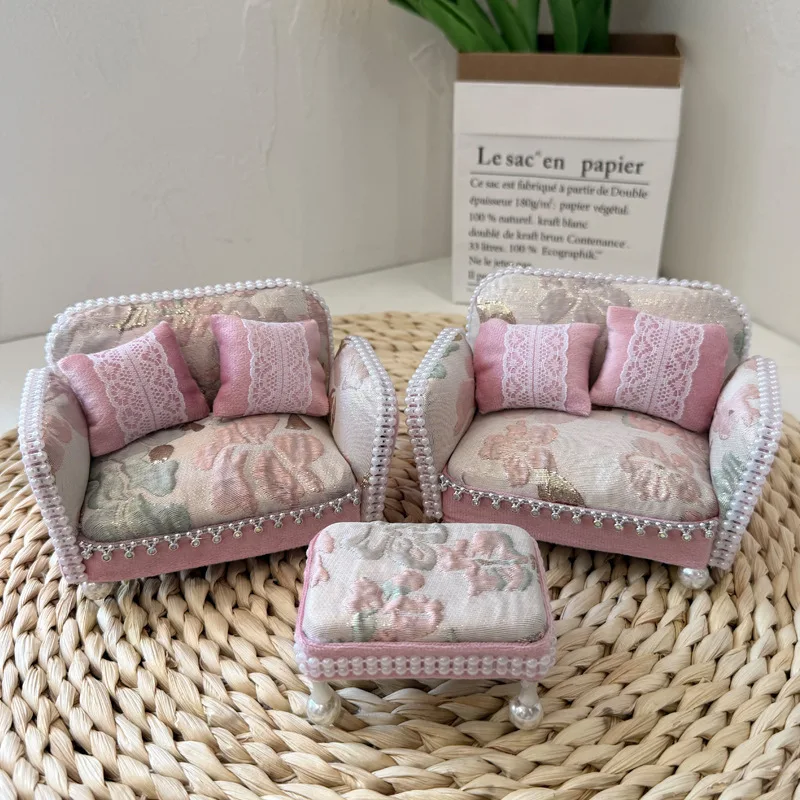 1/12 Doll Dollhouse Miniature Furniture Living Room Scene Model Mini Pink Subtle Pattern Two-seater Sofa Coffee Table Table Lamp