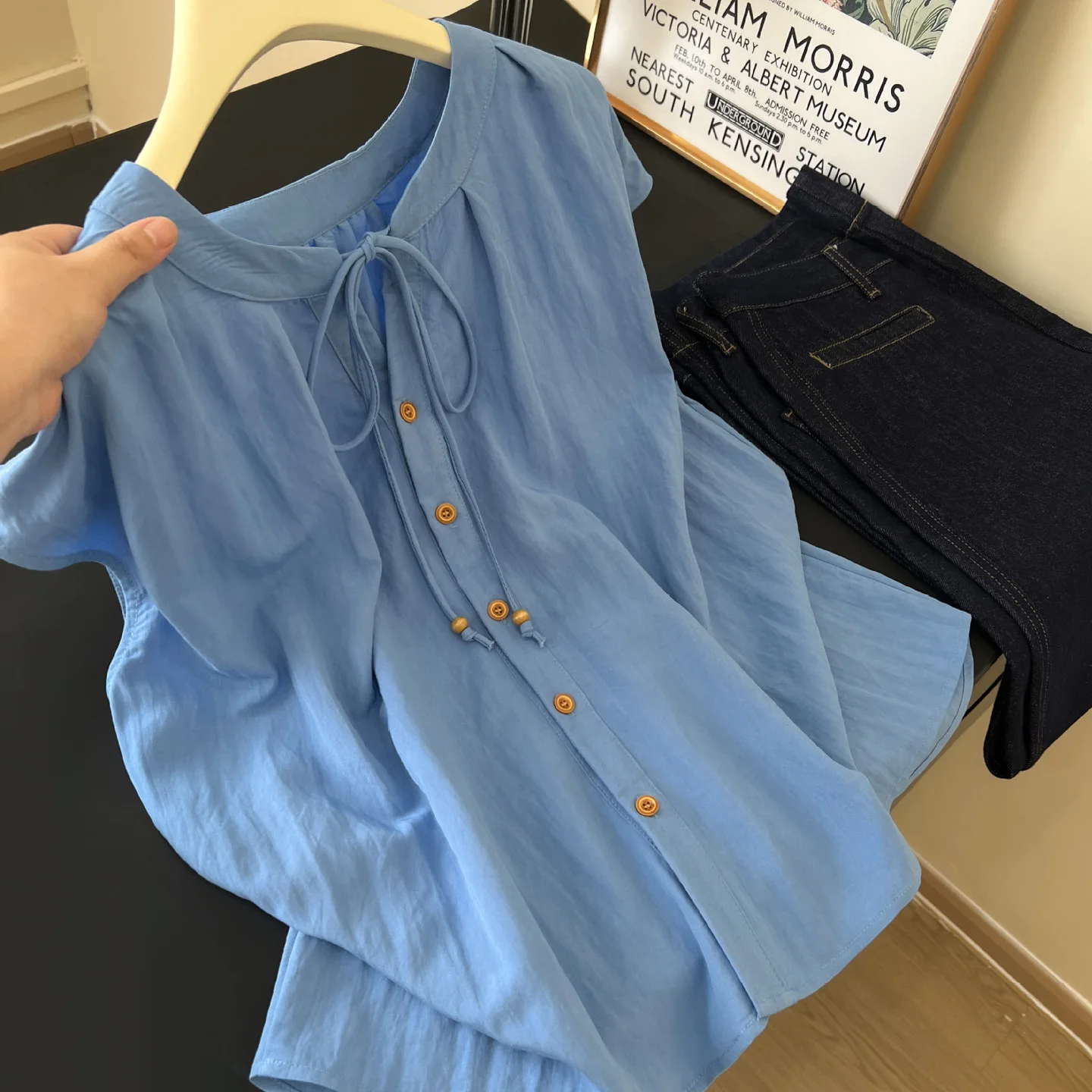 Women Round Neck Self Tie Neckline Sleeveless Blouse Wooden Button Front Loose Fit Wrinkle Textured Casual Tank Shirt