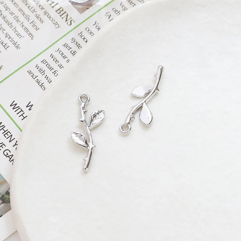 10 Stuks Vintage Delicate Wilgenbladeren Charme Voor Vrouwen Hanger Ketting Diy Sieraden Maken Liefdevol Accessoires