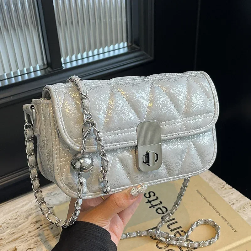 

2025 Hot! Women's High-End Versatile Chain Messenger Bag | Small Square | Lightweight | Daily Commute & Event | Premium Material