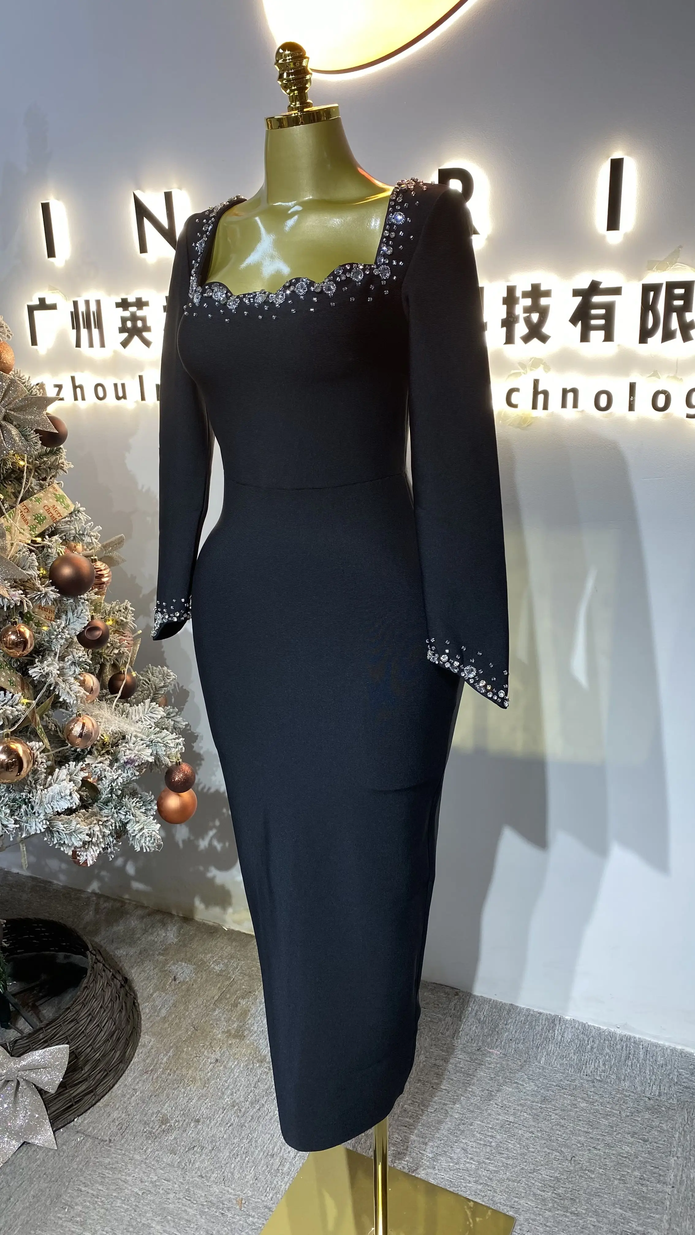 High-quality crystal long-sleeved ball gown, elegant bandage evening dress for women-GZXX343