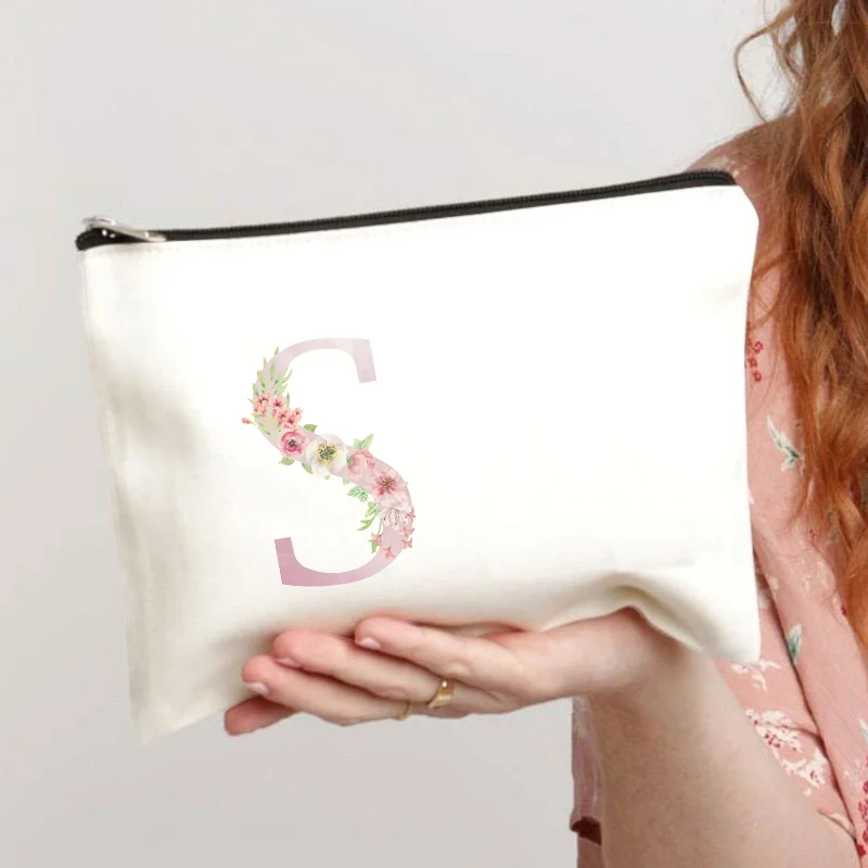 Bolsa de maquillaje con nombre personalizado para mujer, estuche de lona con flores y alfabeto, ideal para regalo de despedida de soltera, viaje y boda