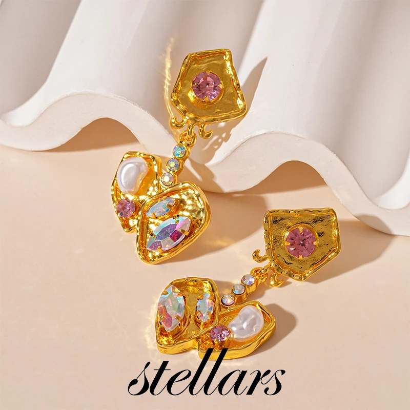 

Retro Diamond-Studded Geometric Square Gold-Post Earrings for Women Fashionable Elegant High-End Irregular Jewelry