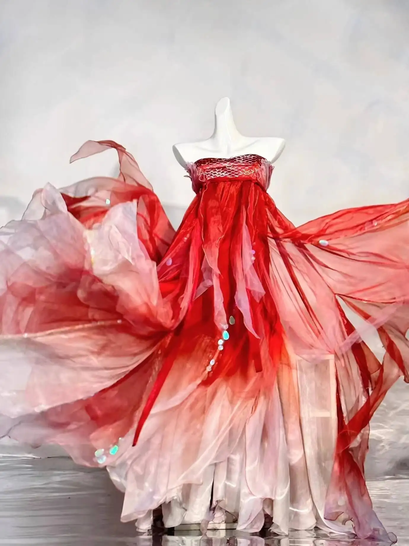 

Женское платье в стиле Ханьфу, как у Чжан Юси, с тяжелой вышивкой, широкими рукавами, пайетками и капюшоном, весенний костюм для косплея, на Хэллоуин