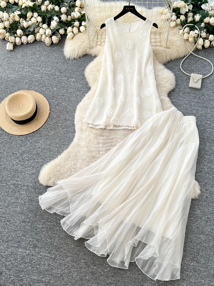 

Women's Summer Floral Breathable Sleeveless Vest High Waist Mesh Skirt Two-Piece Set Slimming Lace Skirt Casual Workwear