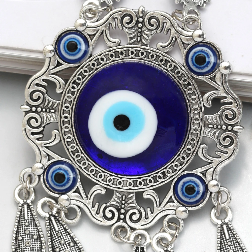 Lucky Eye Alloy Hollow Pendant Tassel Wall Hanging Blue Turkish Evil Eye Keychain Car Keyring for Women Men Fashion Jewelry