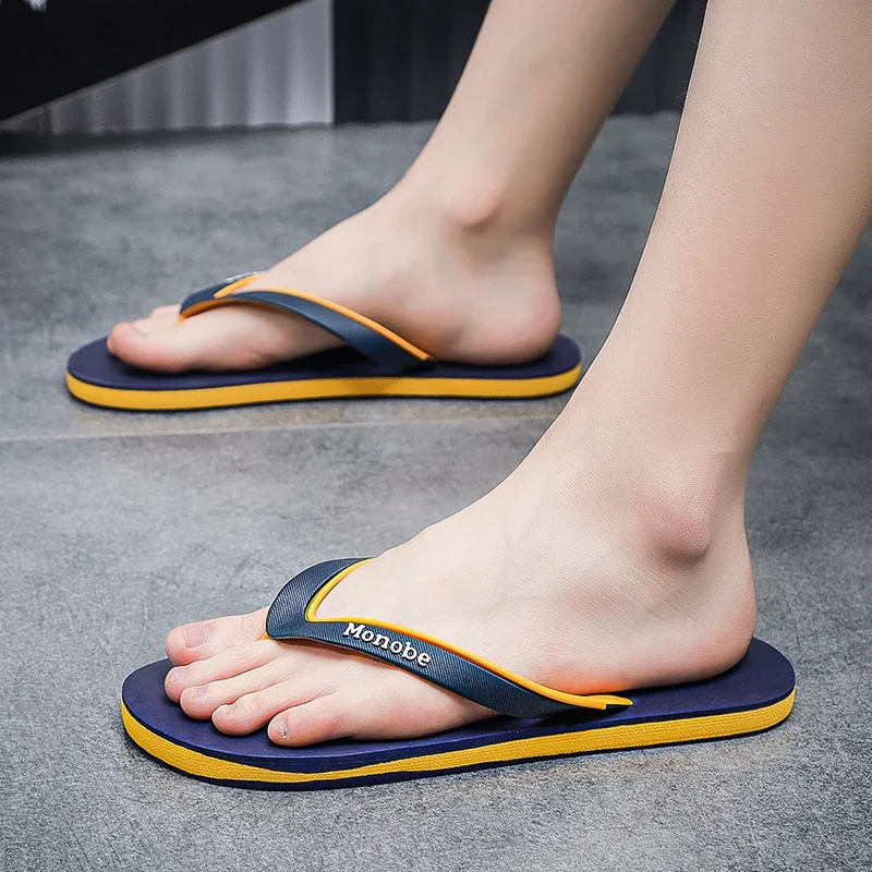 Men Quick Drying Flip Flops Lightweight Male Casual Sandals Comfortable Bathroom Water Shoes Boy Slippers Swimming Pool Slides