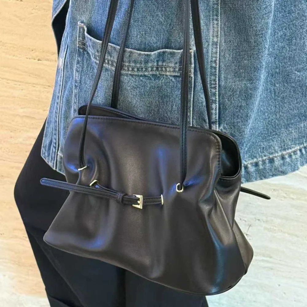 

New Light Luxury High Quality First Layer Sheepskin Cloud Bag High Sense Large Capacity Shoulder Handbag Minimal Relaxation