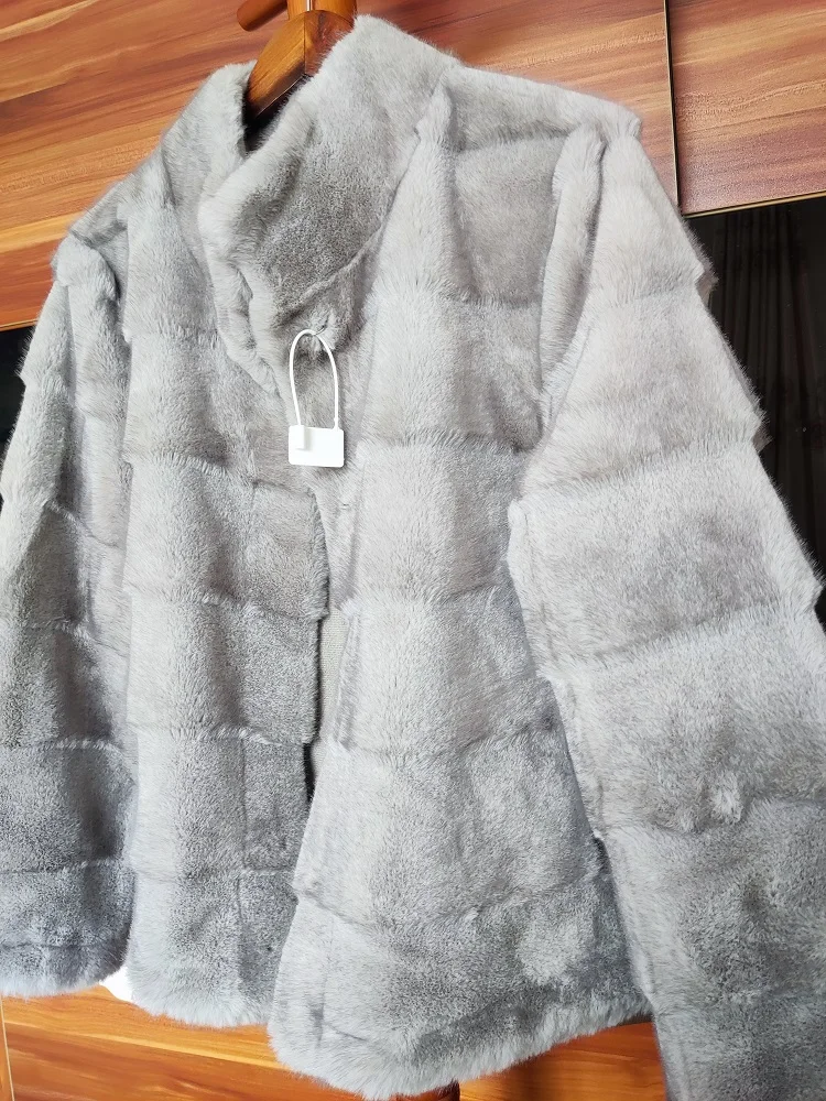 New Design Women's Faux Fur Jacket Stand Collar Short Coat Winter Warm Fluffy Plush Overcoat Elegant Outerwear