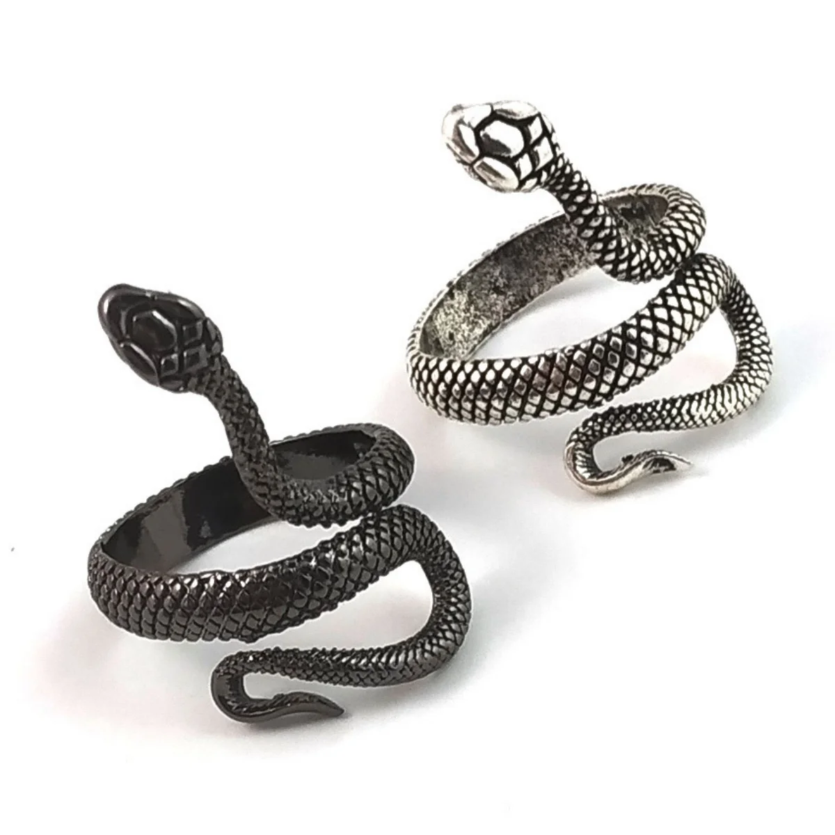 Rings for Men Women Punk Goth Snake Ring Exaggerated Black Plated Gothic Adjustable Party Gift Jewelry Woman Jewelry