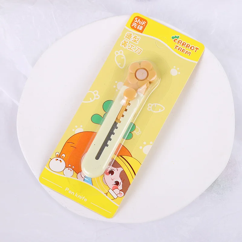 Cute Flower Shape Disassembly Express Knife Mini Portable Utility Knife Student Handmade Knife Office Paper Cutter