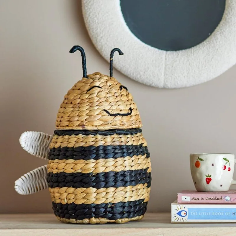 

European straw woven bee storage box, hand-woven storage basket, household goods, toys and sundries storagebasket
