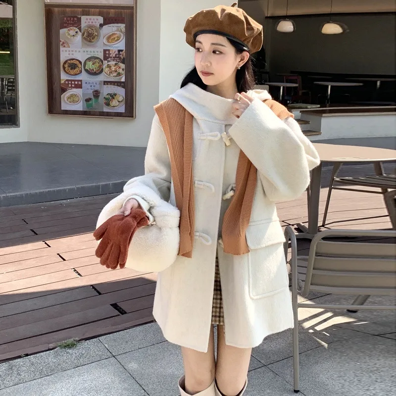 

2024 autumn and winter new long-haired thickened hooded horn buckle double-sided cashmere coat women's small wool coat