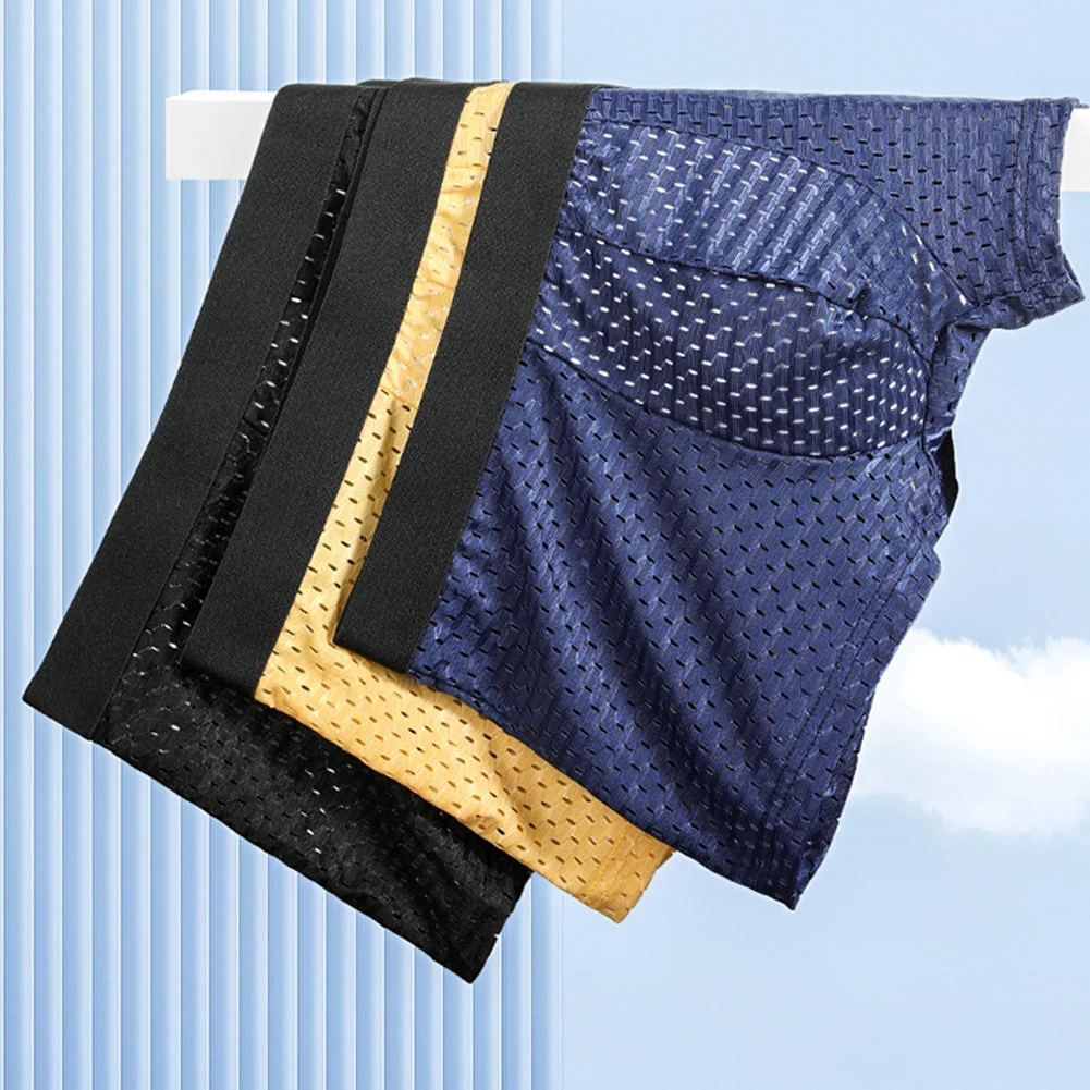 ชุดชั้นในบุรุษตาข่ายกางเกงบ็อกเซอร์ระบายอากาศเรียบง่ายบางสบายผ้าไหมน้ําแข็ง