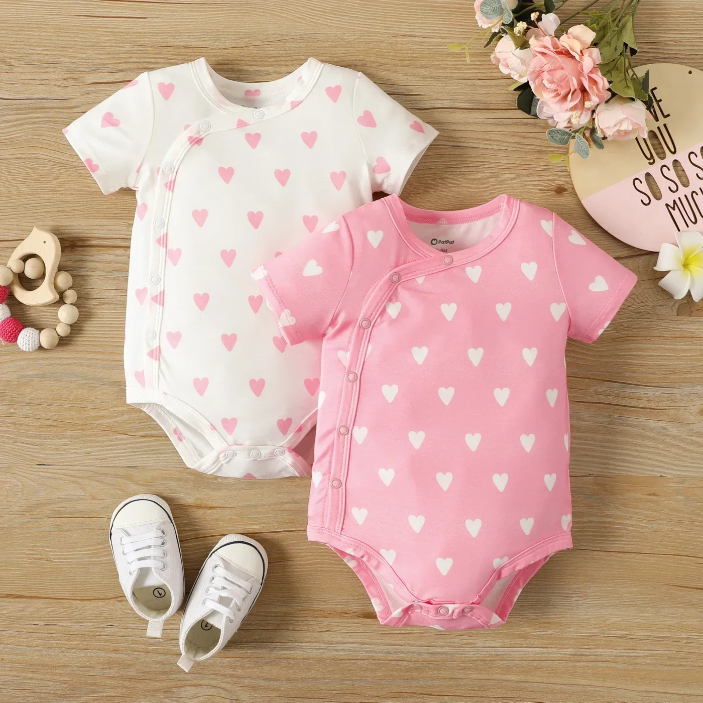 PatPat 2-Pack Naia Baby Girl Heart Print Short-sleeve Rompers Soft and Comfortable  Perfect for Outings and Daily Wear