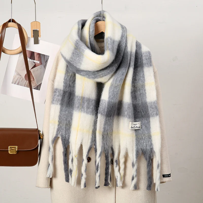 Woman Stripe Cashmere Scarf Tassels Shawls Pashmina Warm Muffler Fashion Long Wraps Luxury Famale Thick Scarves 208*35cm