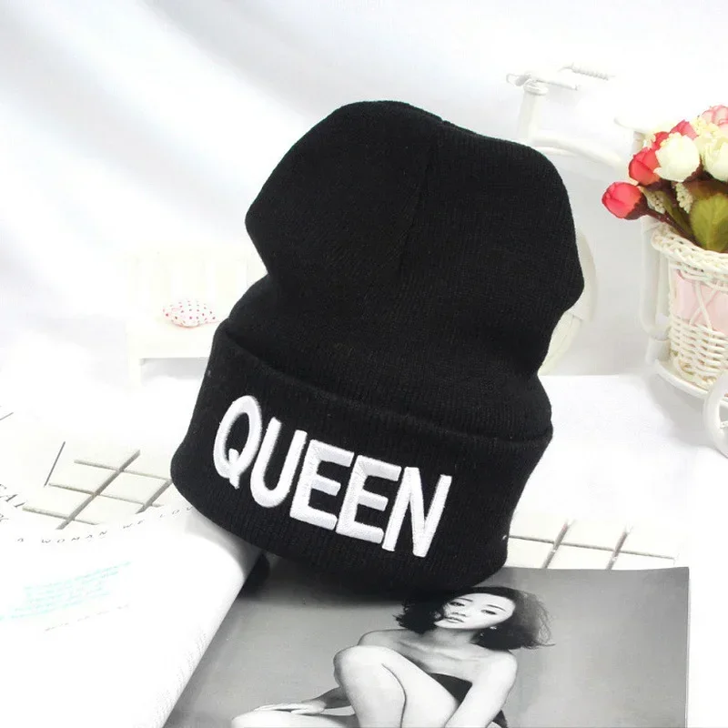 Men and Women Hip Hop Winter Beanies Fashion Knitted Caps Letters King Queen Embroidered Caps Couple Lovers Hat bones masculinos