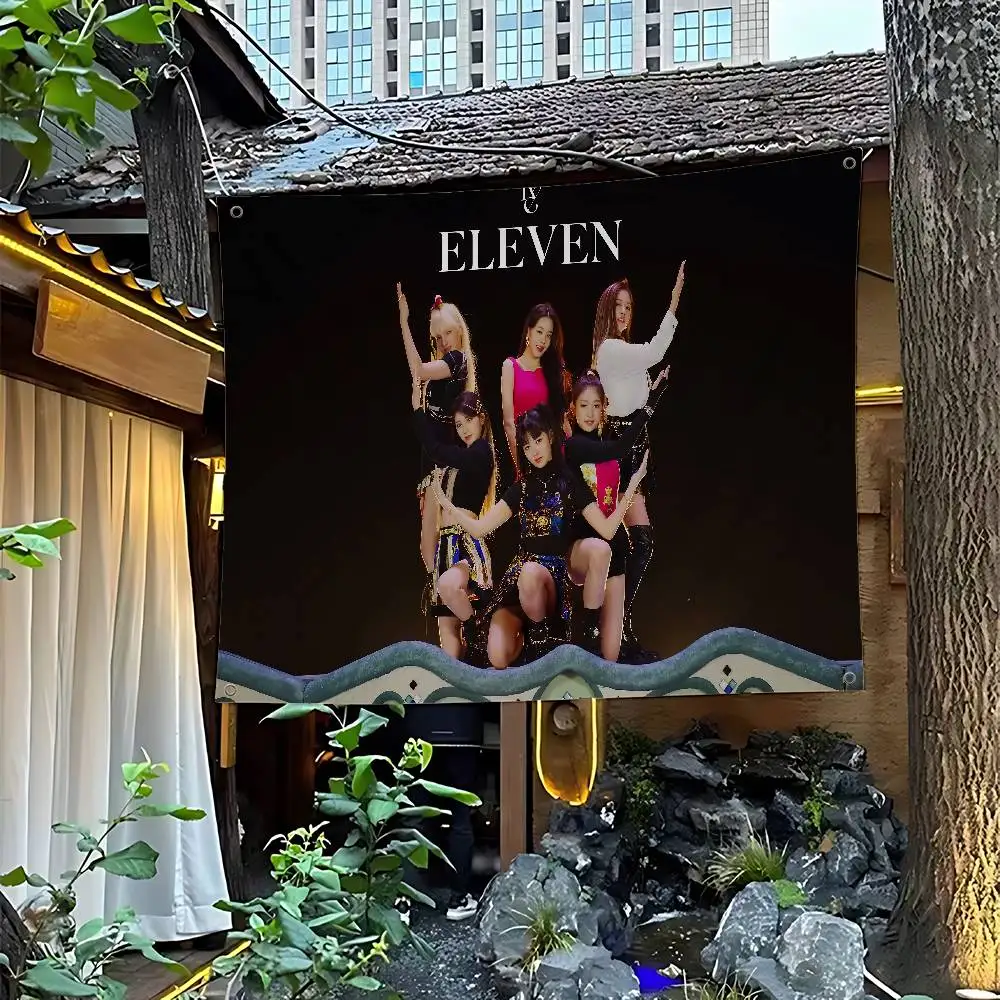 Popular I-IVE Kpop …