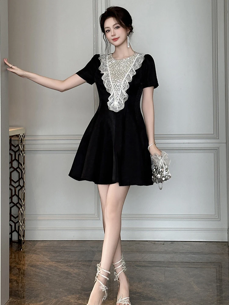 ชุดราตรีผู้หญิงสีดำลูกไม้ระบายแขนสั้นทรงเอเข้ารูปมินิเดรสสั้นหรูหราแฟชั่นงานปาร์ตี้พรอมชุดใหม่