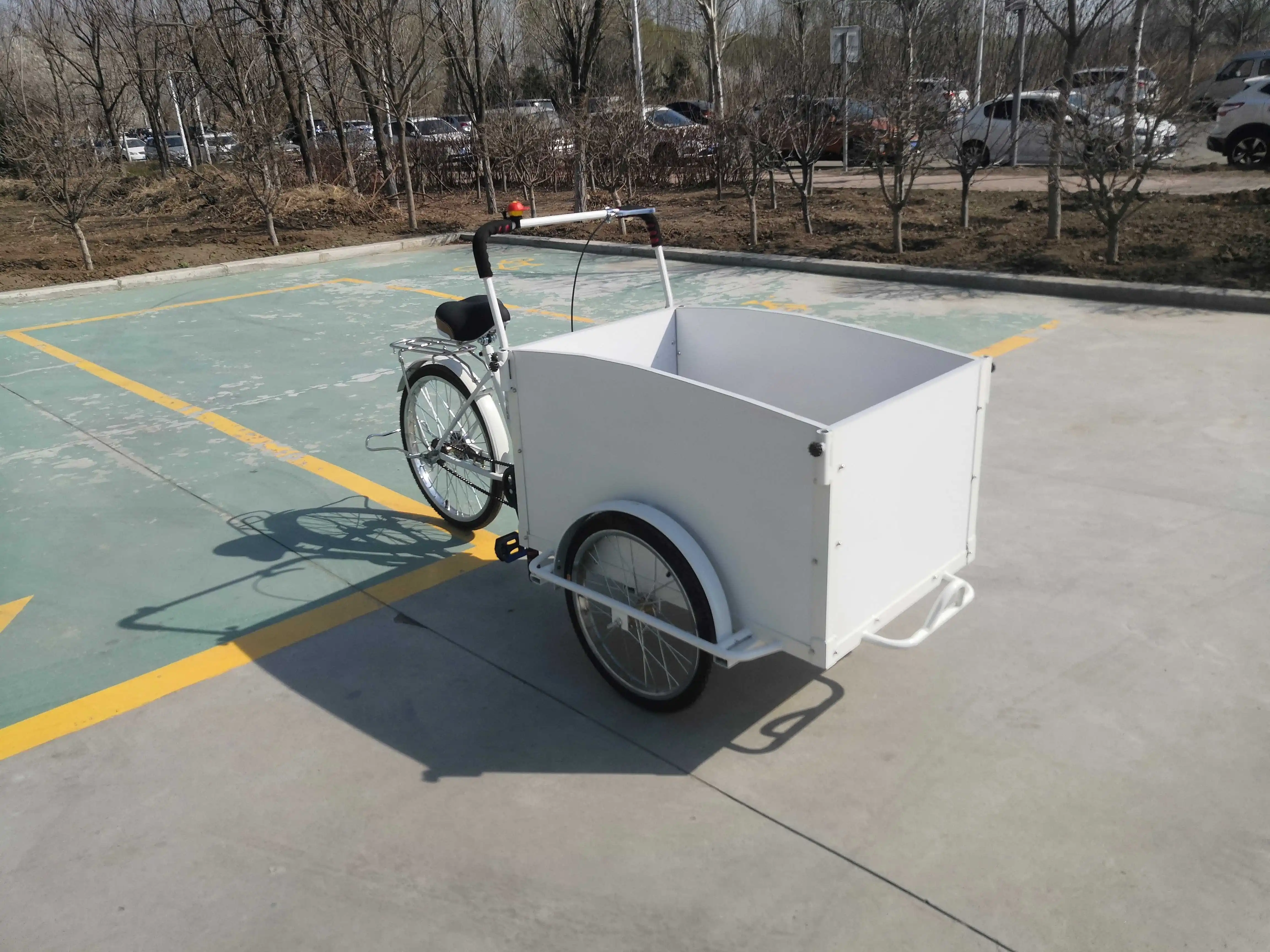 Human Pedal Tricycle / Ordinary Three-Wheeled Bicycle