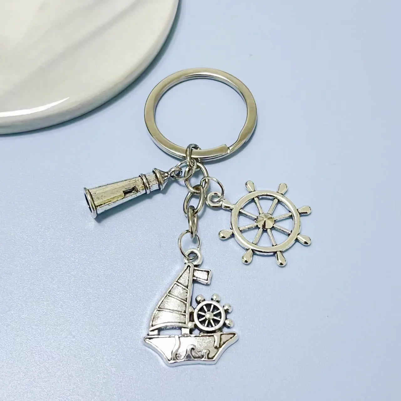 Fashion Jewelry Metal Keychain Rudder Sailing Lighthouse Friend Sailing Key Chain Game Key Chain for The Brave