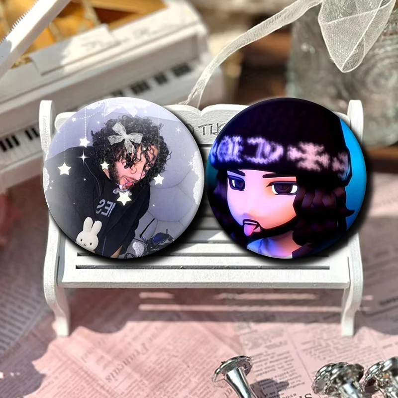 58mm Vintage Classic Singer Round Badge Rapper O-Odetari Creative Brooch Handmade Lapel Pin Bag Clothes Decor Fans Collect Gifts