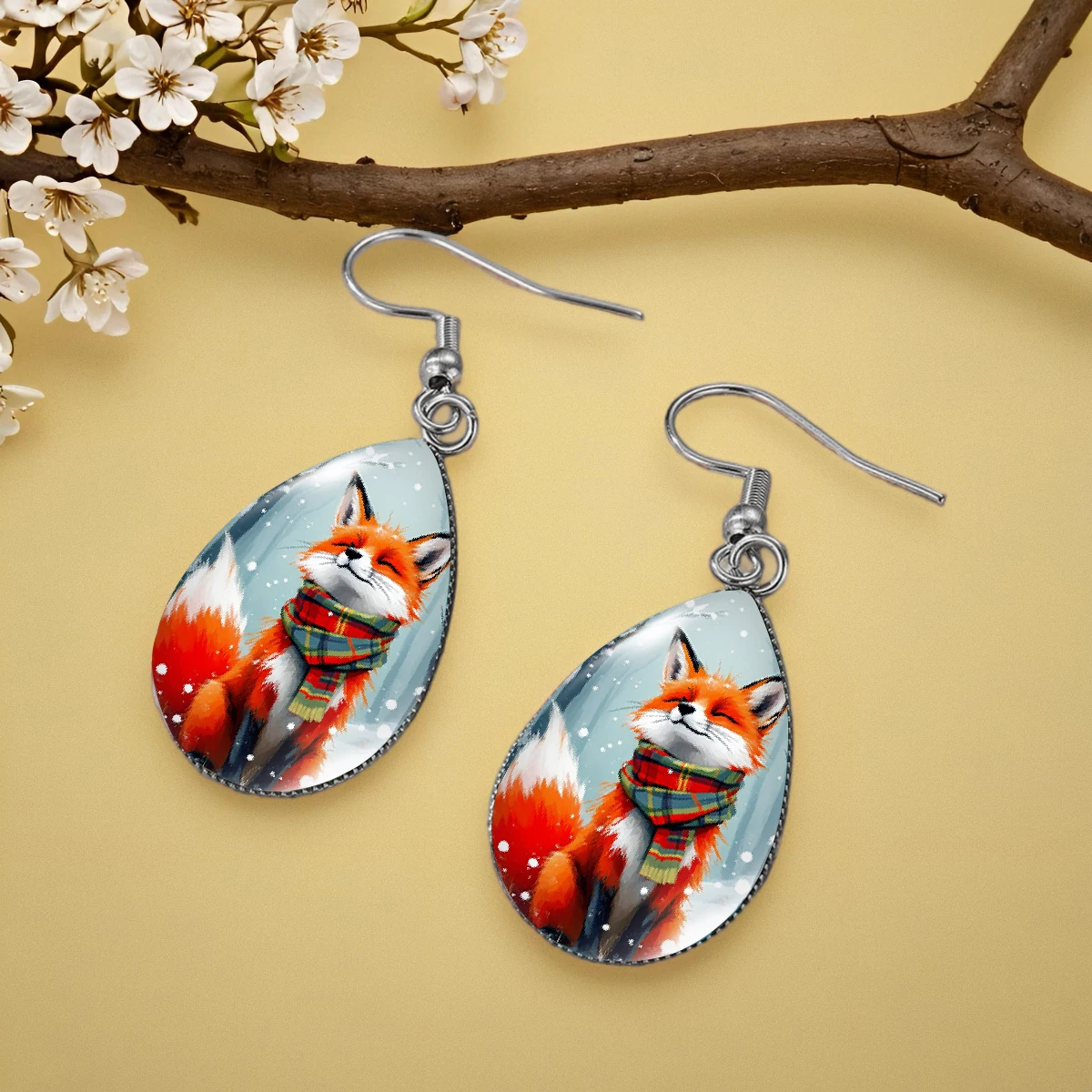 الثعلب مع وشاح في الثلج يضحك الأقراط المتدلية العصرية والمجوهرات الزجاجية #4