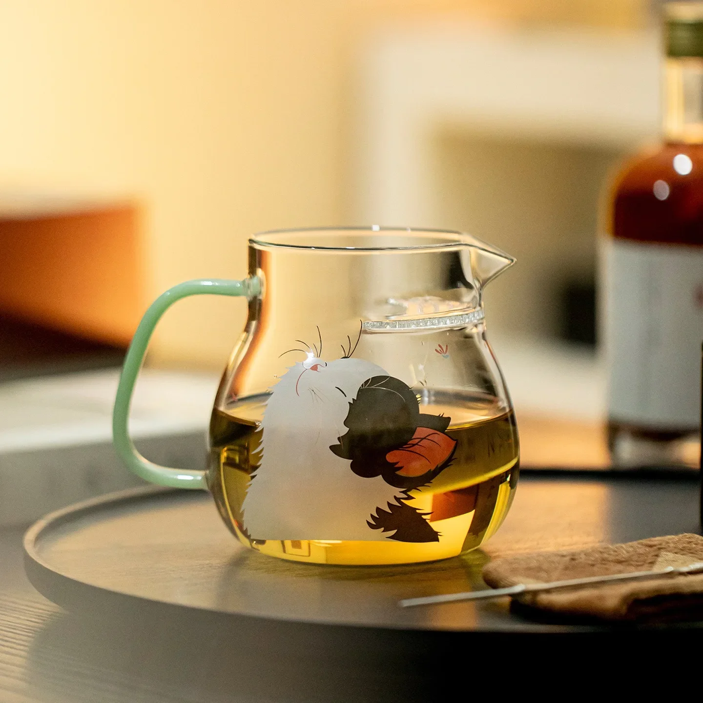 Ruili Butterfly with Cat Fun with Moon Pot Glass High Value Green Tea Brewing Pot Crescent Filter Scented TeaPot Tea Pitcher