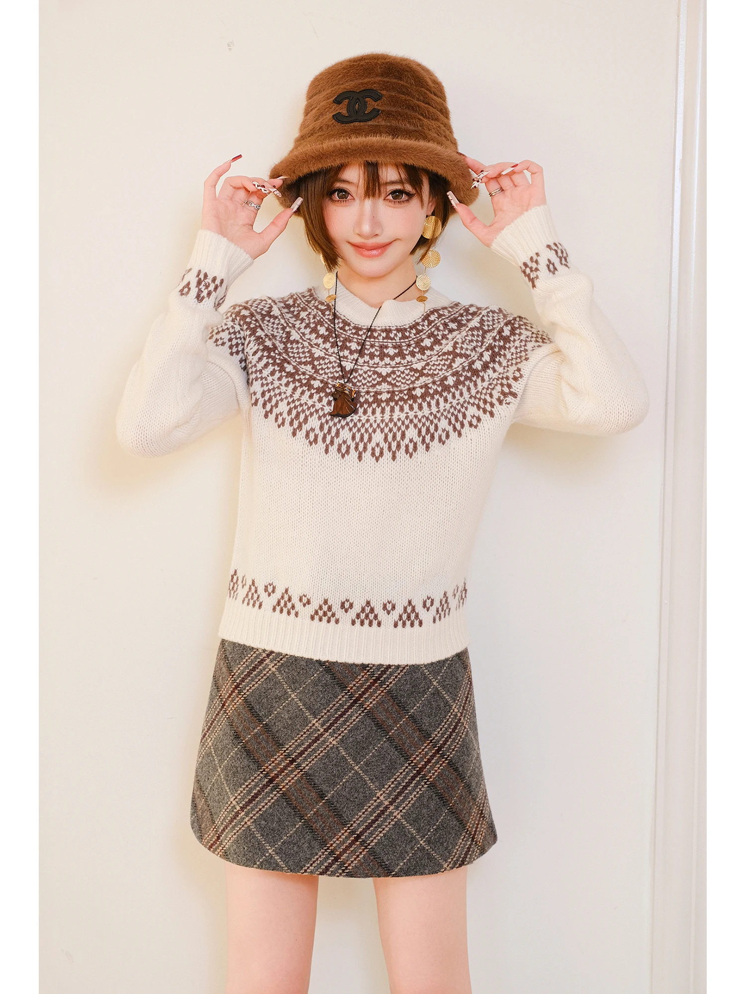 New 25 Women's Soft Wool Knitted Sweater Fair Isle Pattern round Ne Long Sve Regular Fit Knitted Top by MIUCO