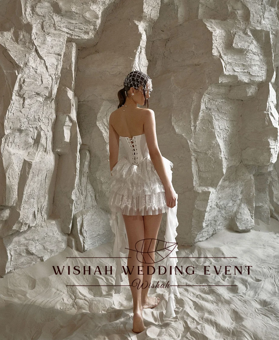 Wishah Customized Sexy Sweetheart Strapless Sleeveless Lace Backless Irregular Hem A-line Mini Bridal Gown for Wedding Party