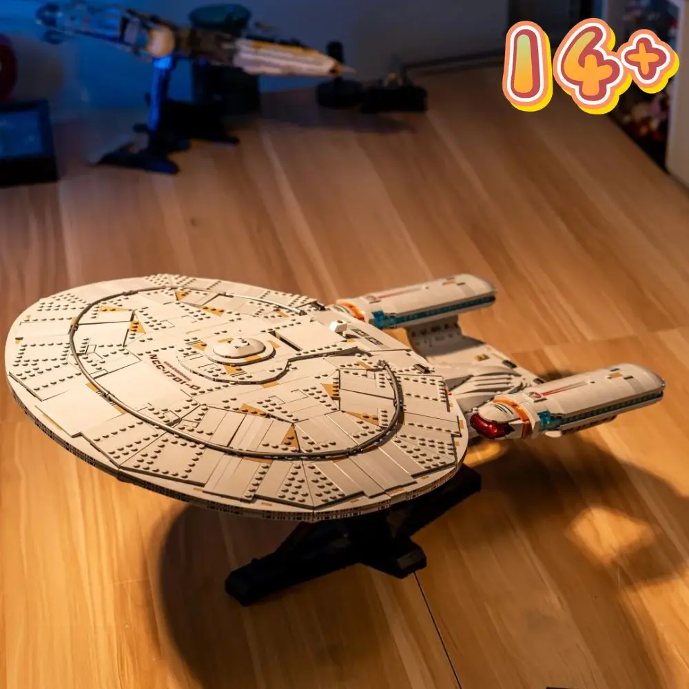 Hot News Star Trek Enterprise NCC01701D Spacecraft Construction Module Creative Brick Model Adult Birthday Toy Gift