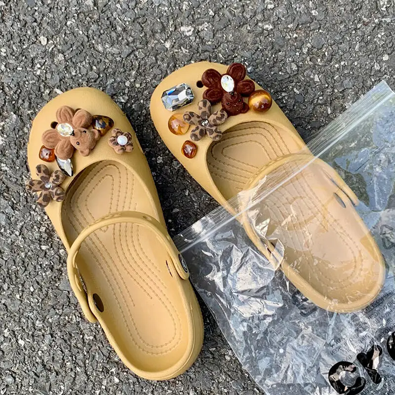 Cute Cartoon Bear Clogs Accessories Women Summer 2026 Designer Tortoiseshell Flower DIY Shoes Decorations Lady Shoes Charms Set