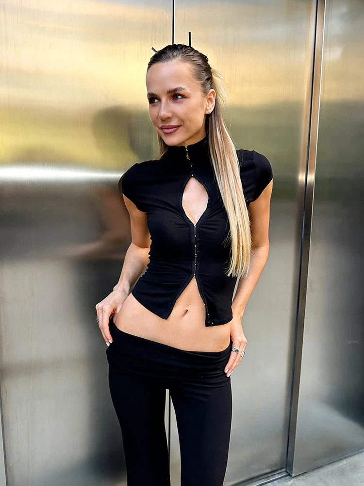 Camiseta Kliou de Diseño Hueco con Cuello Alto y Manga Corta para Mujer, Estilo Clásico de Moda Urbana, Tendencia de Verano