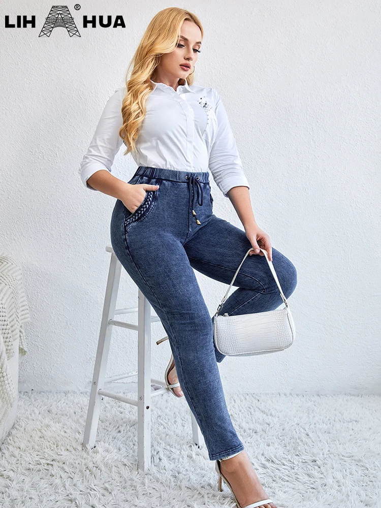 LIH HUA Women's Plus Size Jeans Autumn Chic Elegant Jeans For Chubby Women Knitted Cotton Jeans
