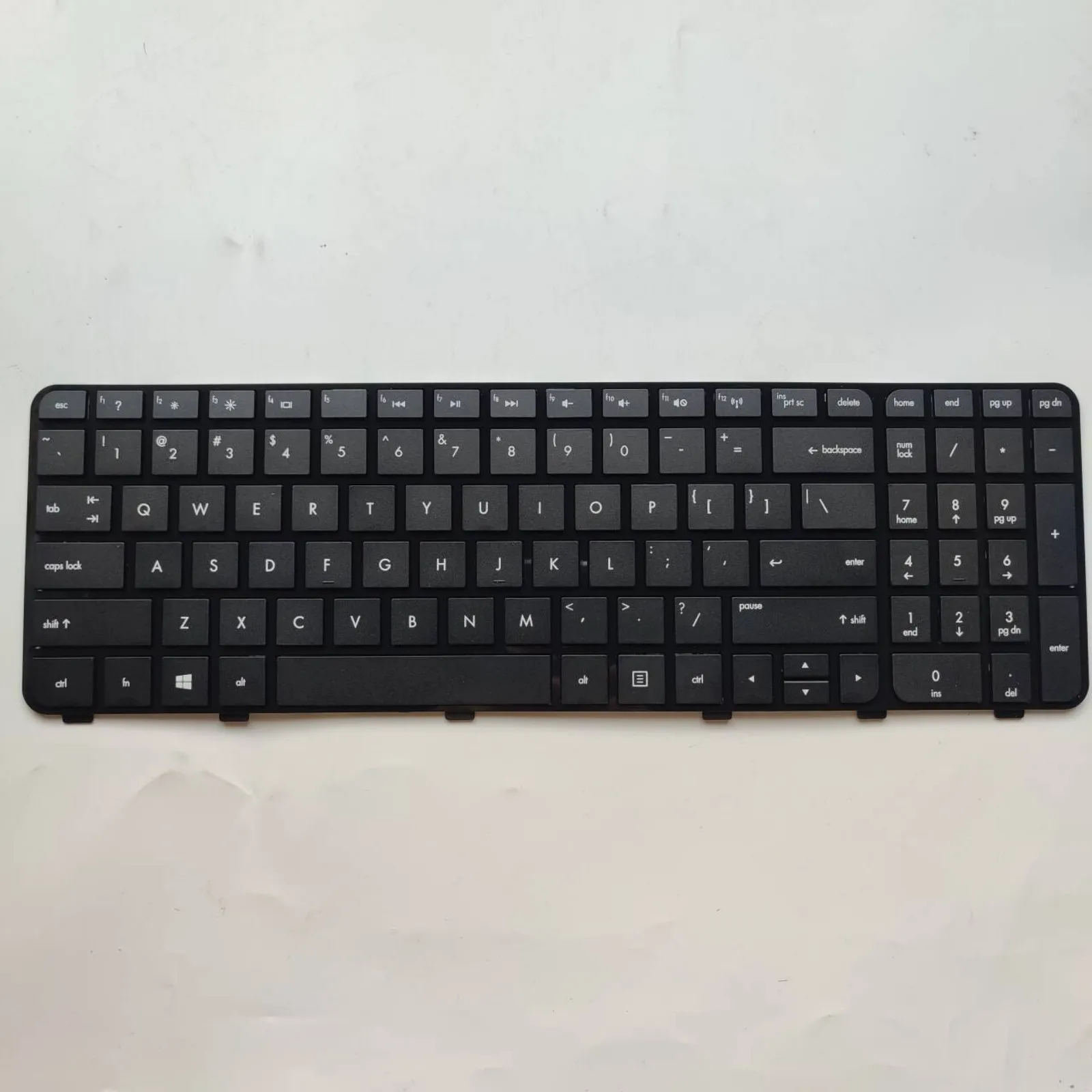 

US for Hp Pavilion DV6-7000 DV6-7100 DV6-7200 DV6-7001 7029 7035 7031 699957 698952 no backlight Laptop Keyboard