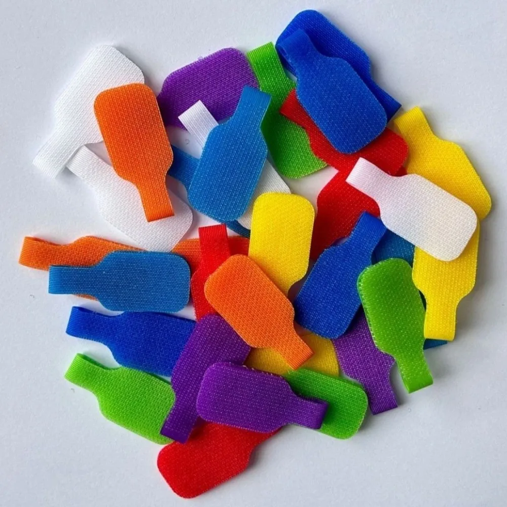 Etichette per cavi autoadesive impermeabili da 24 pezzi Organizzatore di cavi da tavolo in nylon riutilizzabile Etichette per cavi durevoli color arcobaleno