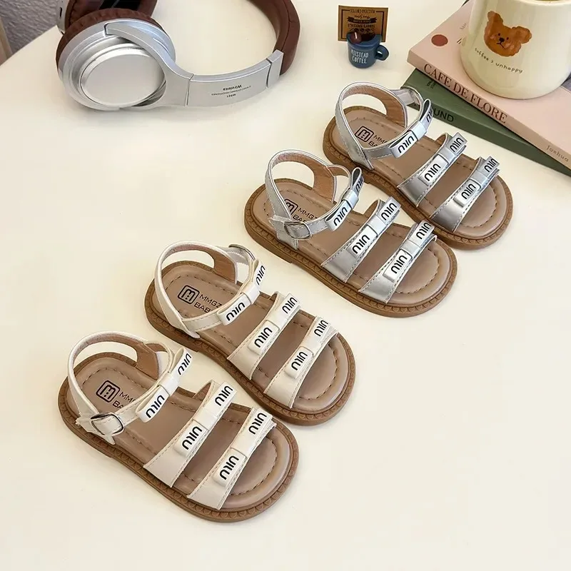

2025 New Children's Shoes Girls' Bow Sandals Soft Bottom Korean Edition Cute and Comfortable Girls' Daily Children's Sandals