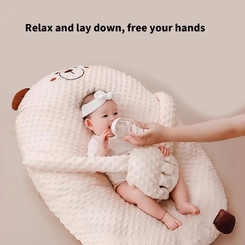 

Baby Lounger Nest Sleeper Portable Nest Lounger Infant Newborn Lounger Milk Feeding Anti Spit Nest with Soothing Palms 24BE
