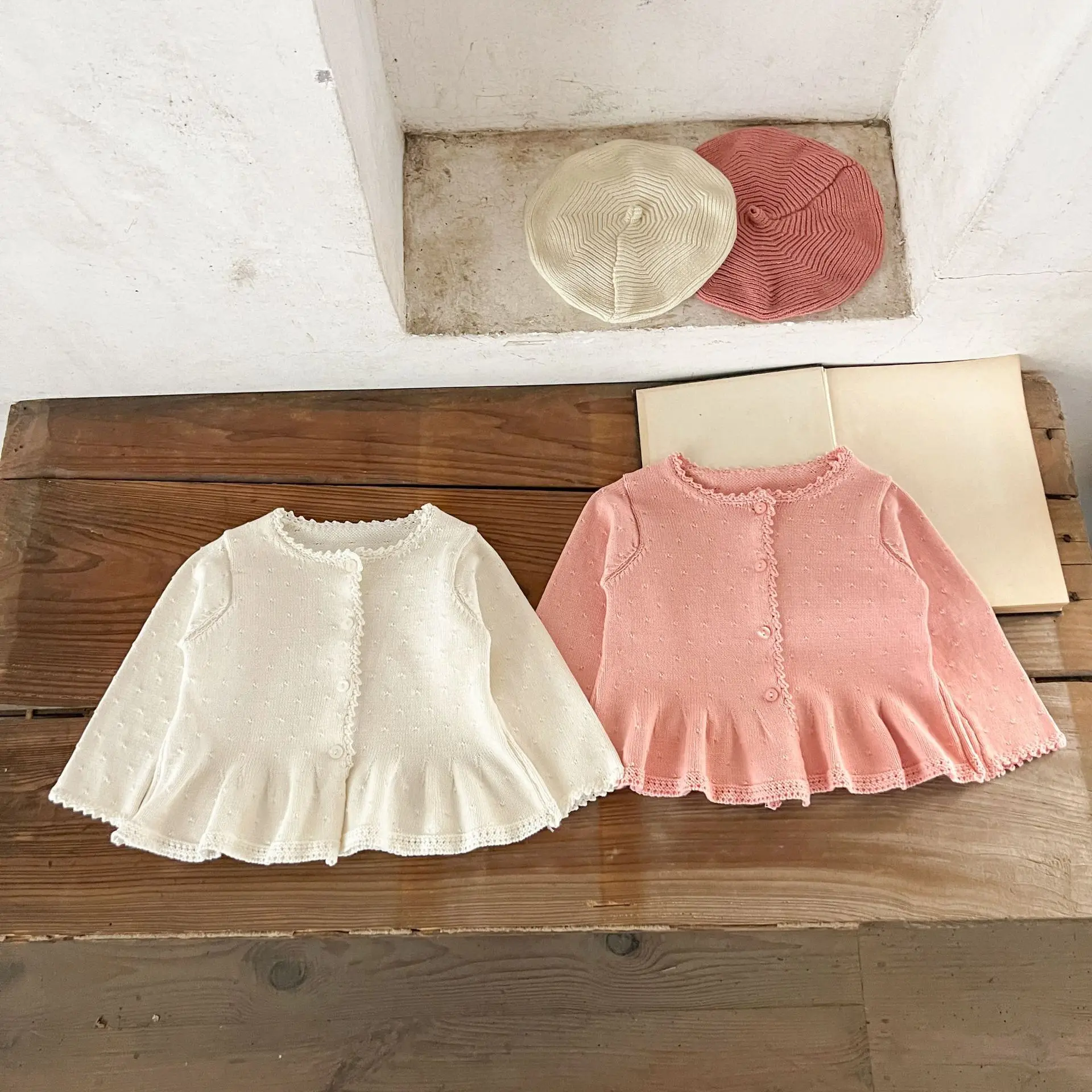 

Korean version of girls' baby cotton wool jacquard cardigan baby sweet lace sweater jacket