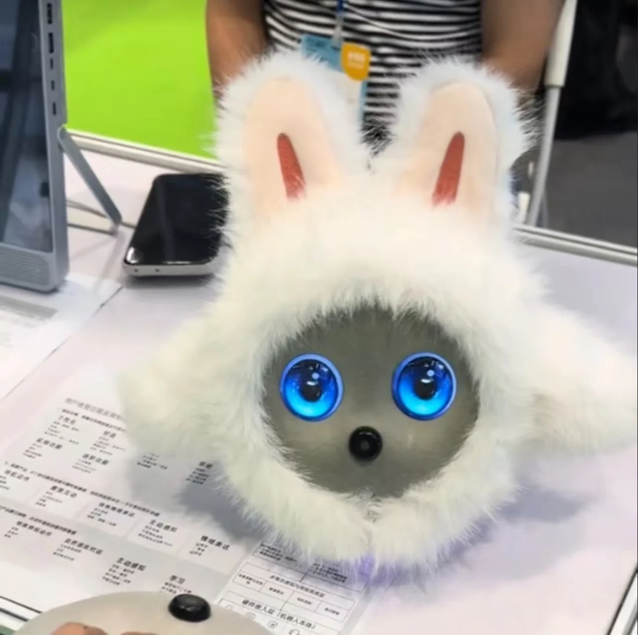 Auto-Recharging AI Pet Companion Robot Voice & APP Controlled Interactive Dog Toy Intelligent Playmate