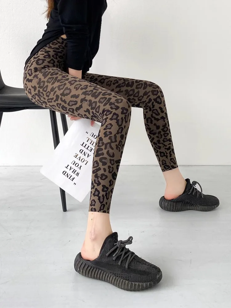 High Waist Yoga Pants Women's Tight Fit Nine Points Base Layer Pants Deep Coffee Leopard Shark Skin Pattern Autumn Outfit
